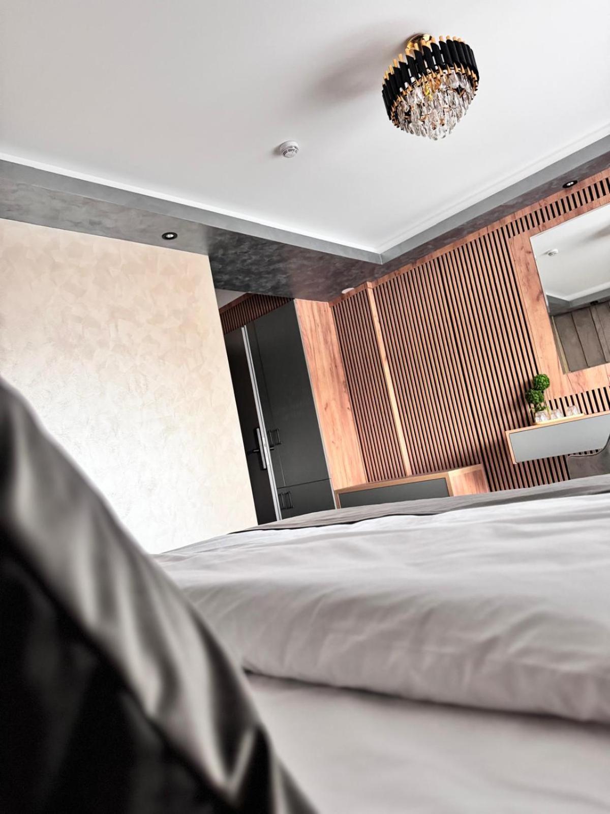 Hanul Domnesc Imperial Hotel & Spa Călan Екстериор снимка