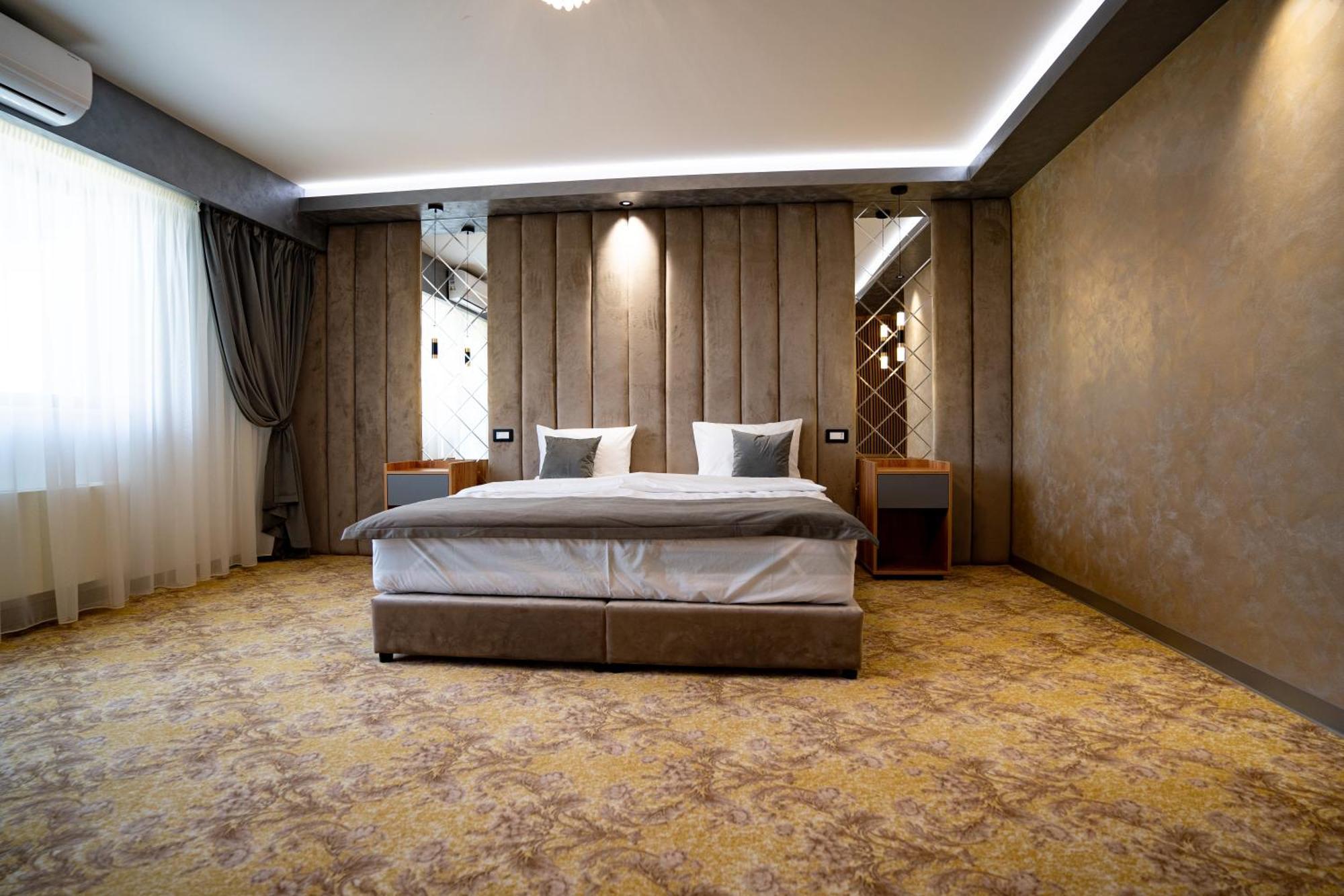 Hanul Domnesc Imperial Hotel & Spa Călan Екстериор снимка