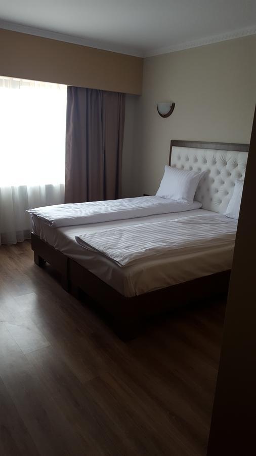 Hanul Domnesc Imperial Hotel & Spa Călan Екстериор снимка